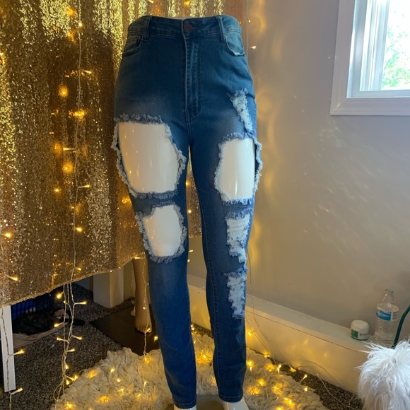 Fashion Nova Destroyed Jeans‼️ - Picture 3 of 5